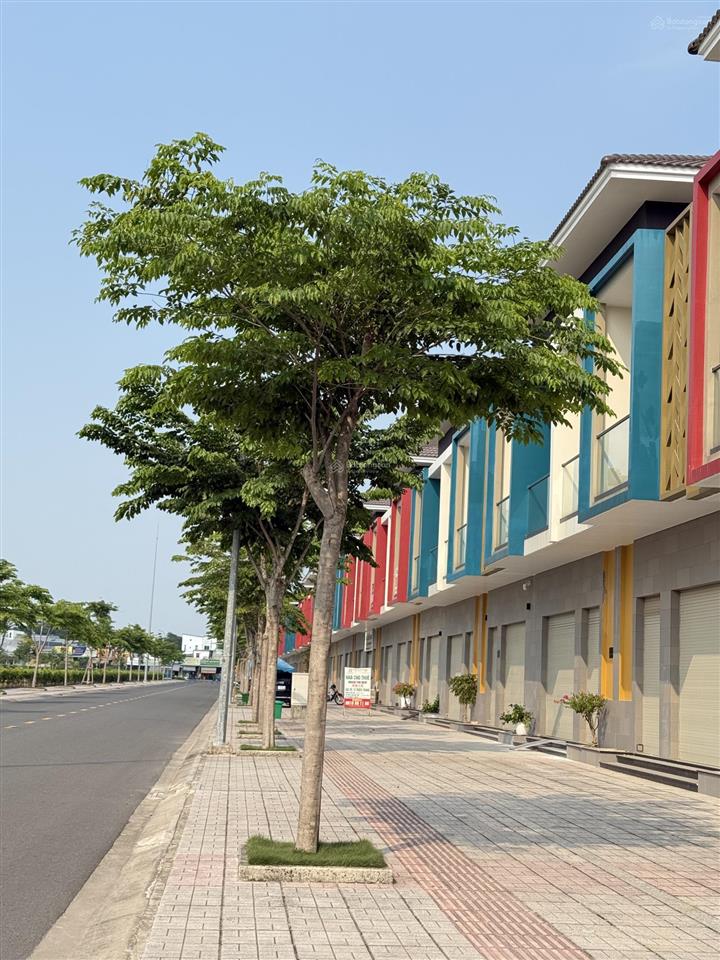 Shopvilla 7*24 cần tìm chủ mới, view trung tâm thương mại