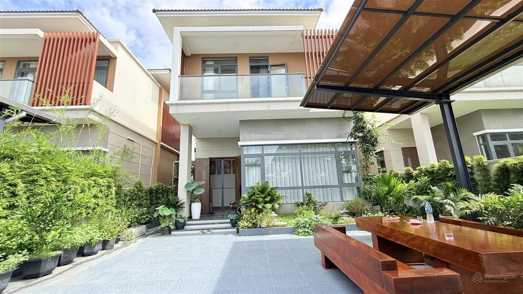 Biệt thự vsip 2 cho thuê full nội thất