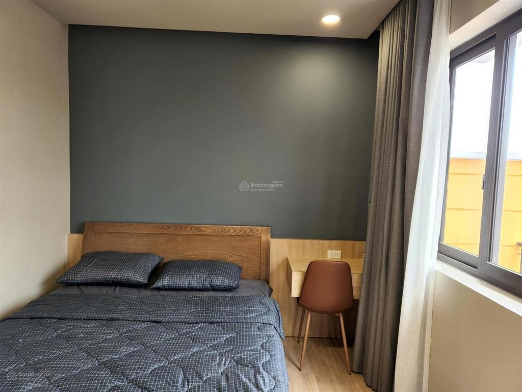 Liên kế 3 tầng view công viên nội thất đẹp có sẵn hợp đồng thuê nhà mới kí