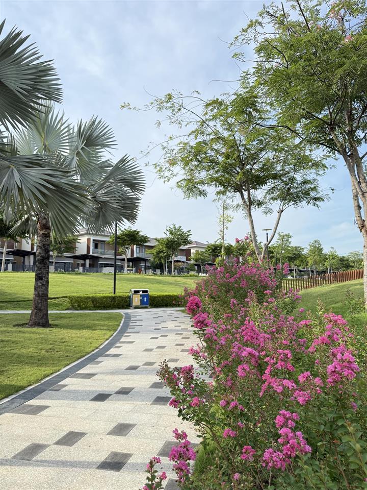 Bán biệt thự tại sun casa central, 6,6 tỷ, 250m2, hàng hiếm giá ưu đãi