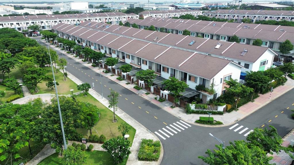 Liên kế 2 tầng giá tốt sổ sẵn công chứng ngay