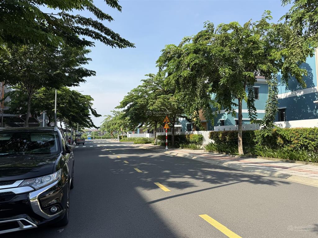 Căn view công viên hướng tây giá tốt