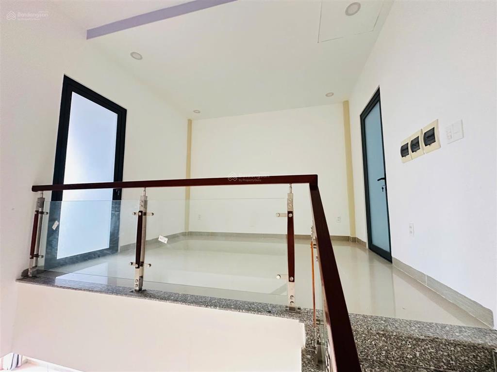 2 tầng view công viên hoàn thiện cơ bản