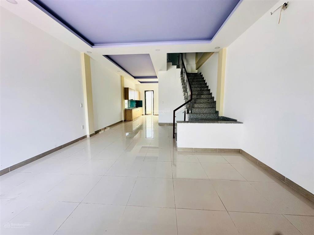 2 tầng view công viên hoàn thiện cơ bản