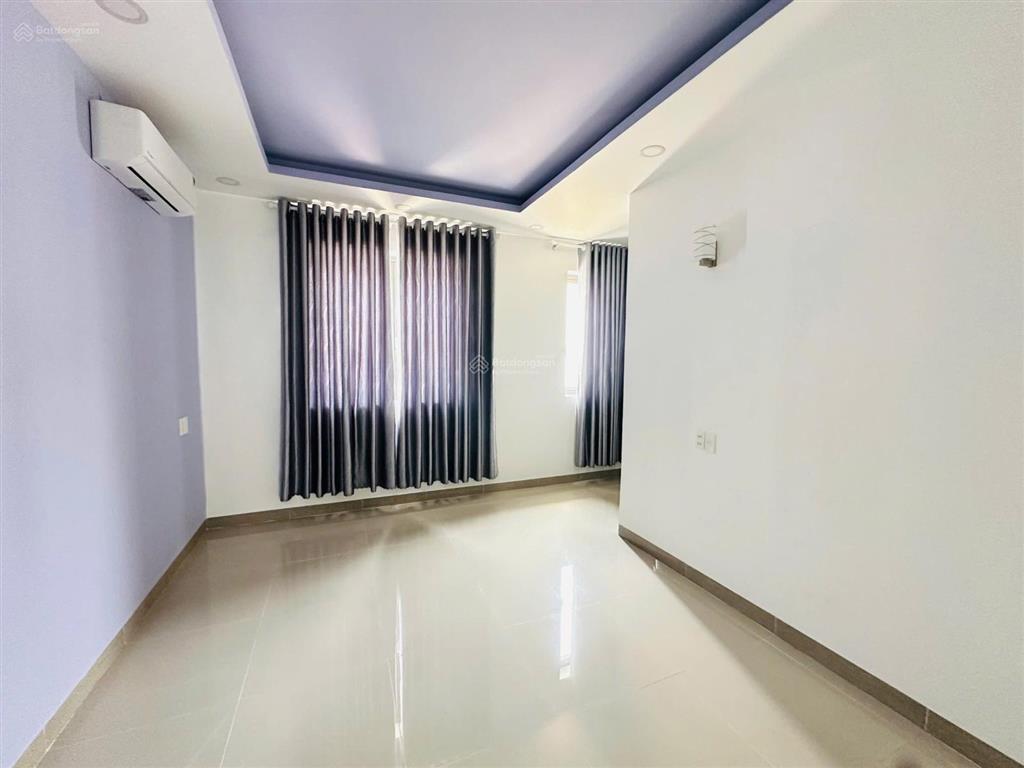 2 tầng view công viên hoàn thiện cơ bản