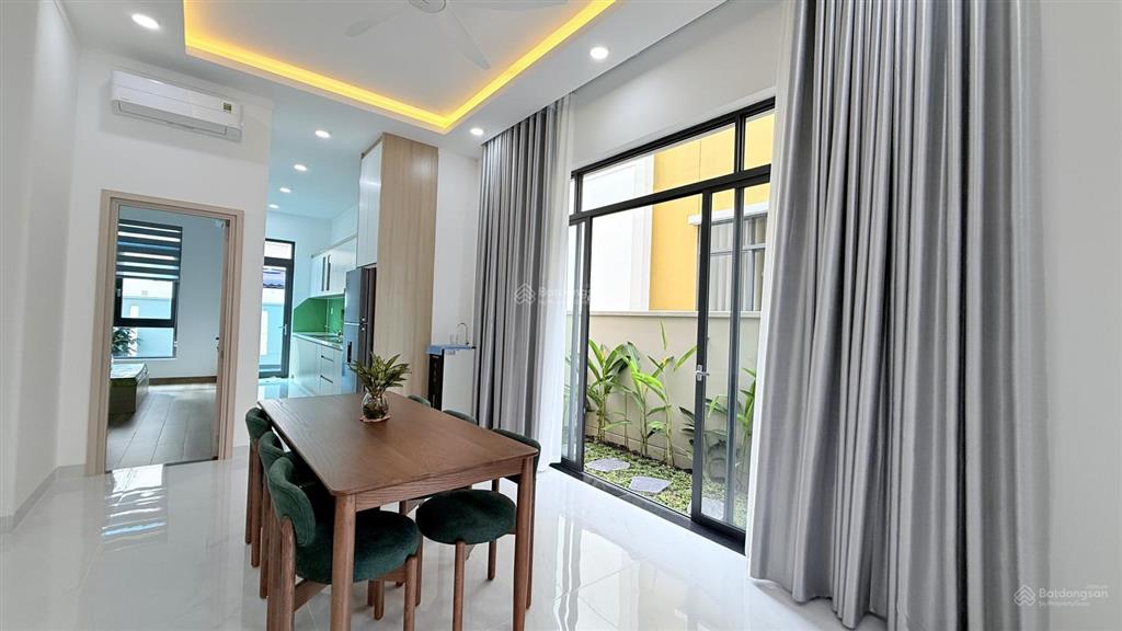 Biệt thự song lập bán cắt lỗ căn hiếm có