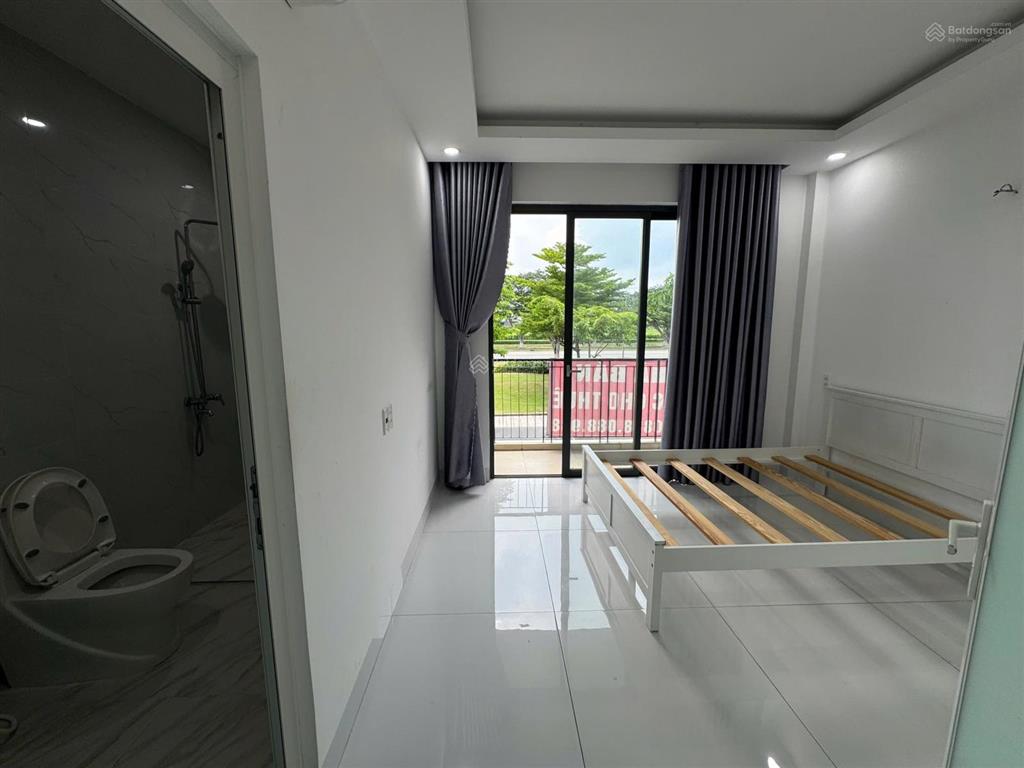 Shophouse đại lộ dân chủ vsip ii sẵn hợp đồng thuê nhà có dòng tiền ngay