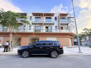 Shophouse sun casa square hàng f0