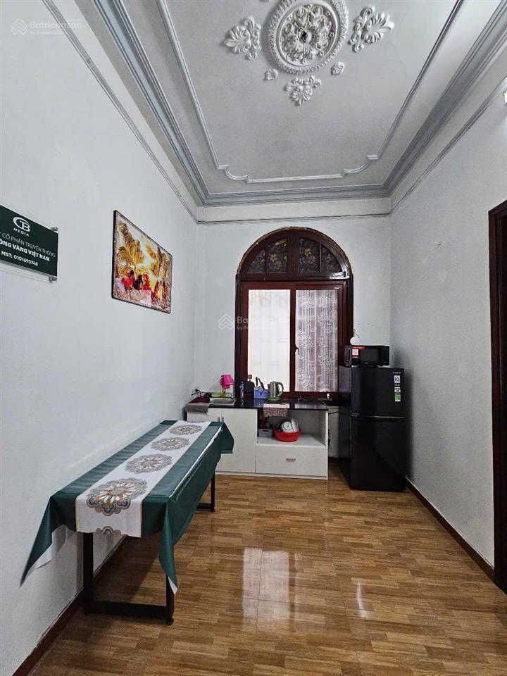Chính chủ cho thuê phòng ở 1n+n, có ban công rộng, khép kín