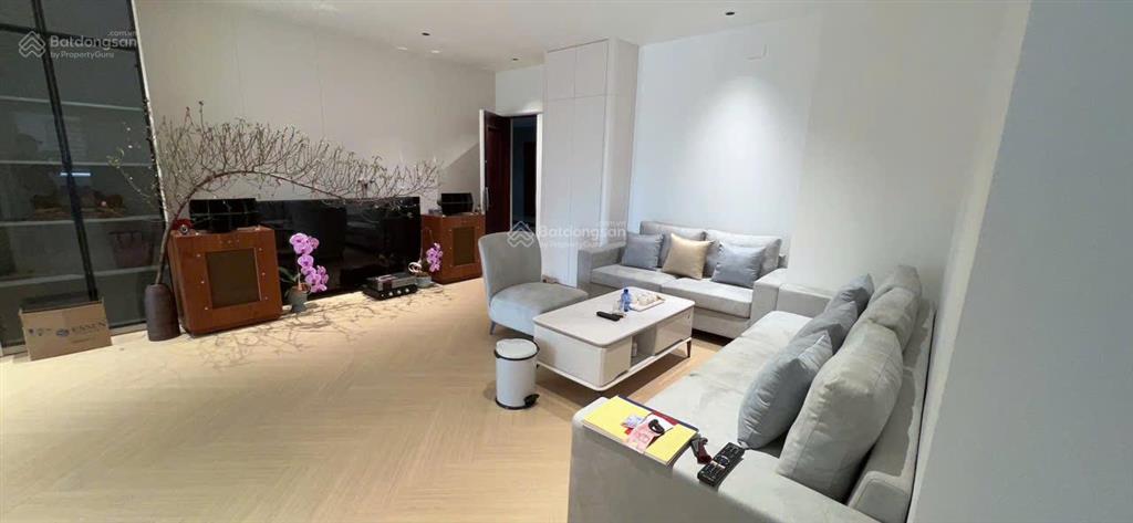 Bán căn hộ chung cư 165 thái hà 125m² 3pn 2wc lô góc thoáng
