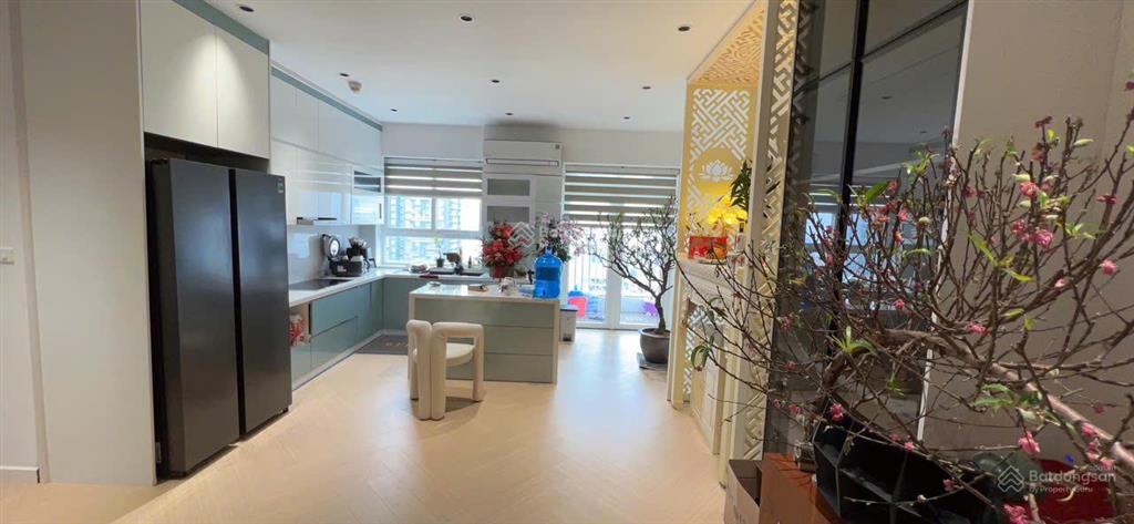 Bán căn hộ chung cư 165 thái hà 125m² 3pn 2wc lô góc thoáng