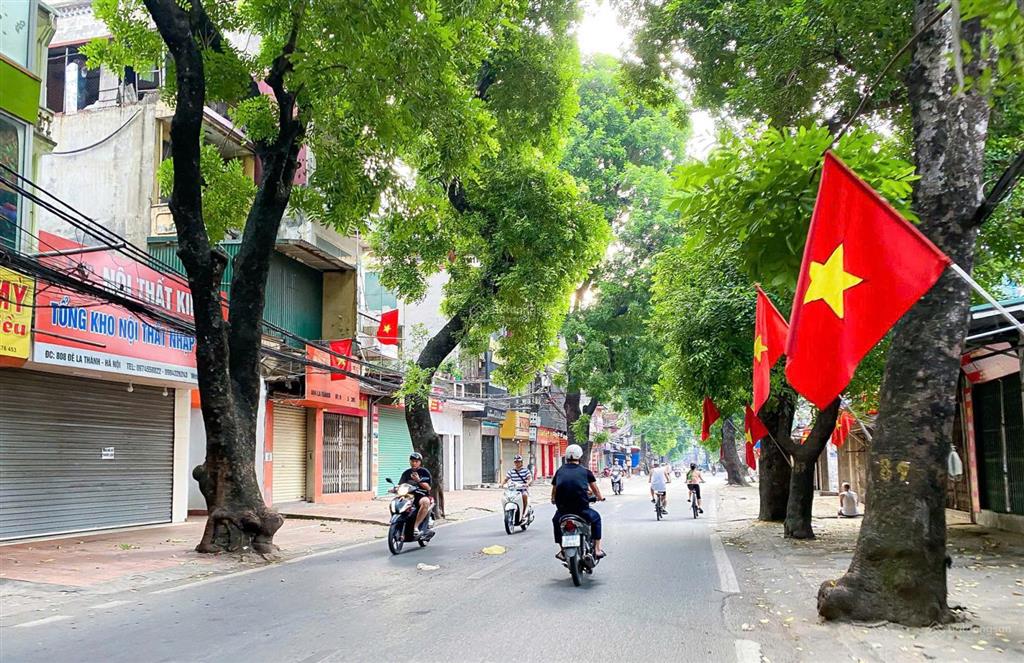 Bán tòa nhà văn phòng khu dịch vọng hậu cầu giấy  288m2  mt 16m  8 tầng 1 hầm  188 tỷ view đẹp