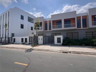 Bán nhà mặt tiền  kdc nam an hòa  120m2  1 trệt 1 lầu chỉ 2 tỷ 918