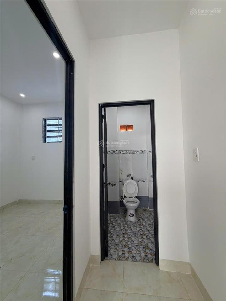 Nhà chính chủ bán gấp 80m2, giá 1tỷ380, sổ hồng công chứng, full thổ cư