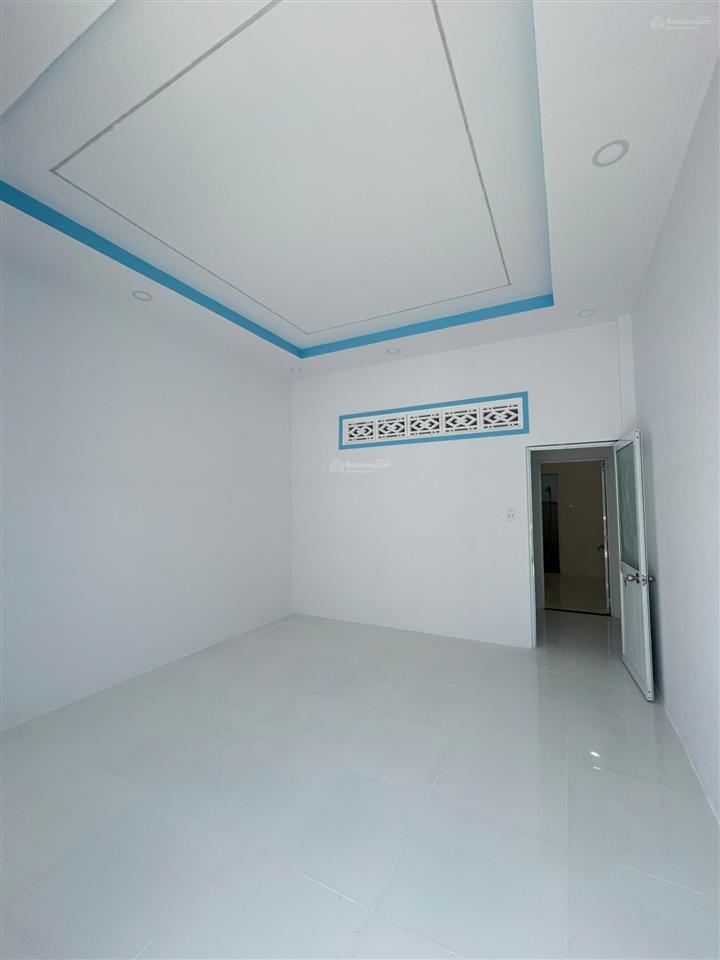 Chính chủ kẹt tiền cần bán gấp nhà 88m2, giá 1 tỷ 430, ngay chợ mỹ hạnh nam , long an, shr