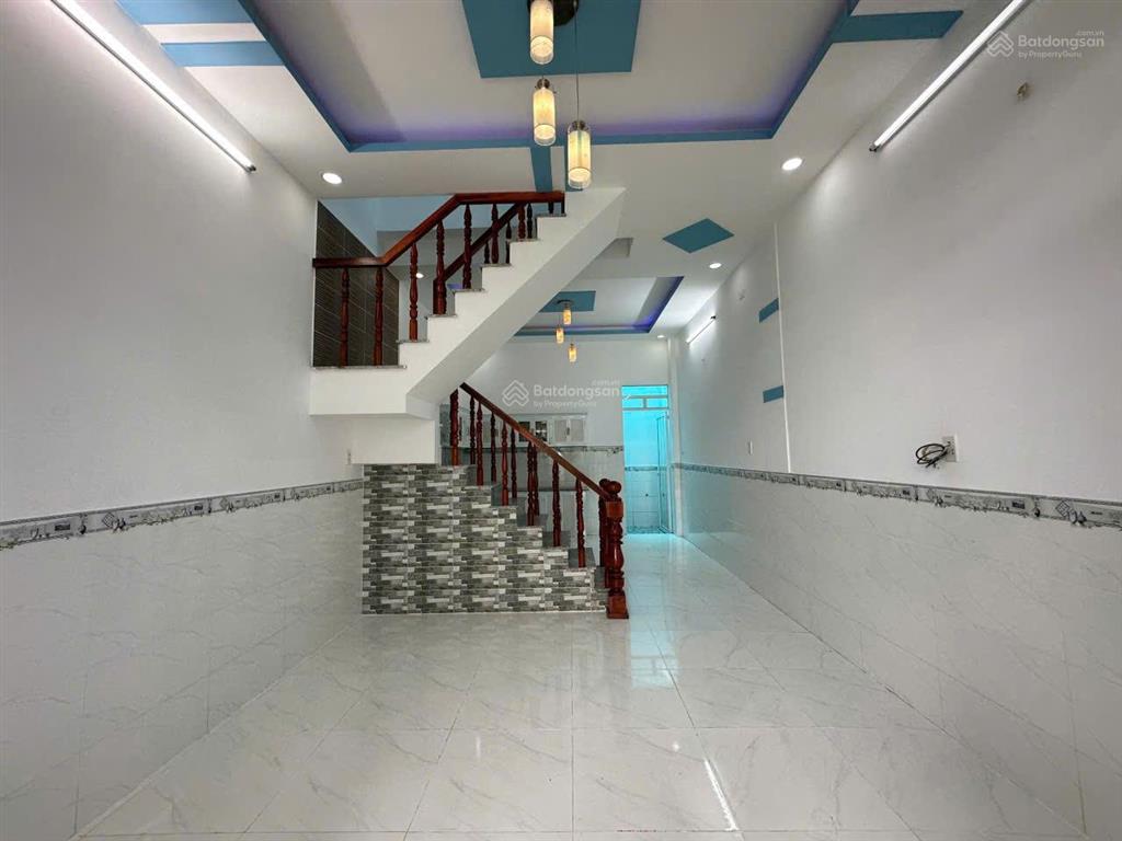 Nhà ngợp giá 775tr chủ cần bán nhà ngay trung tâm mỹ hạnh nam, diện tích 48m2, shr