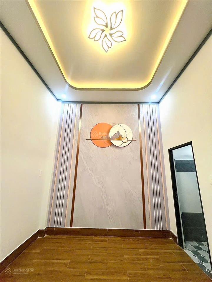Nhà sổ riêng chính chủ cần tiền bán gấp ngay cho khách thiện chí, diện tích 130m2, giá 1tỷ 670, shr