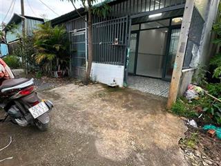 Kẹt tiền cần bán nhà chính chủ ngay xã pham văn hai, binh chánh , dt80m2, giá 1ty4,  0867 241 ***