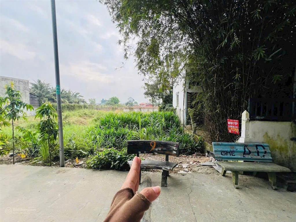 Định cư mỹ bán gấp lô đất 149m2, giá 1ty250, ngay trung tâm, đường gò hưu, mỹ hạnh nam,long an, shr