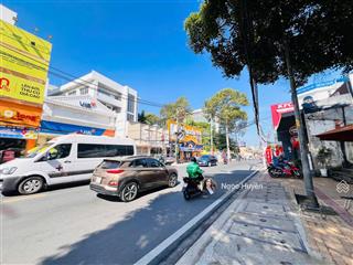 Bán nhà 3 tầng  3 mặt tiền hẻm 1/  ngay võ văn ngân  vincom  giá 77trm2