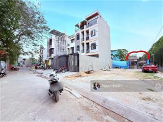 Cực phẩm  nhà 4 tầng  mới đẹp  tặng full nt cao cấp  hxh 9m  sân đậu ô tô