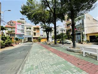 Bán gấp  nhà 2 tầng mới đẹp  hxh  p ,tam bình  dt 100m2  giá 5,8 tỷ