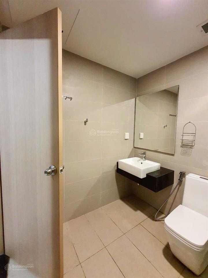 1pn 1wc nhà trống, phù hợp làm vp 60m2 sunrise city view
