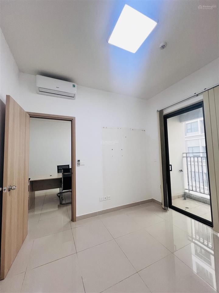 Văn phòng 50m2 sunrise city view, có nội thất văn phòng, phù hợp làm việc 5  20 người
