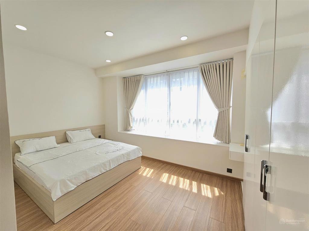 Ch 1pn, 1wc 57m2 giá 14tr/th ở liền được  0935 006 ***