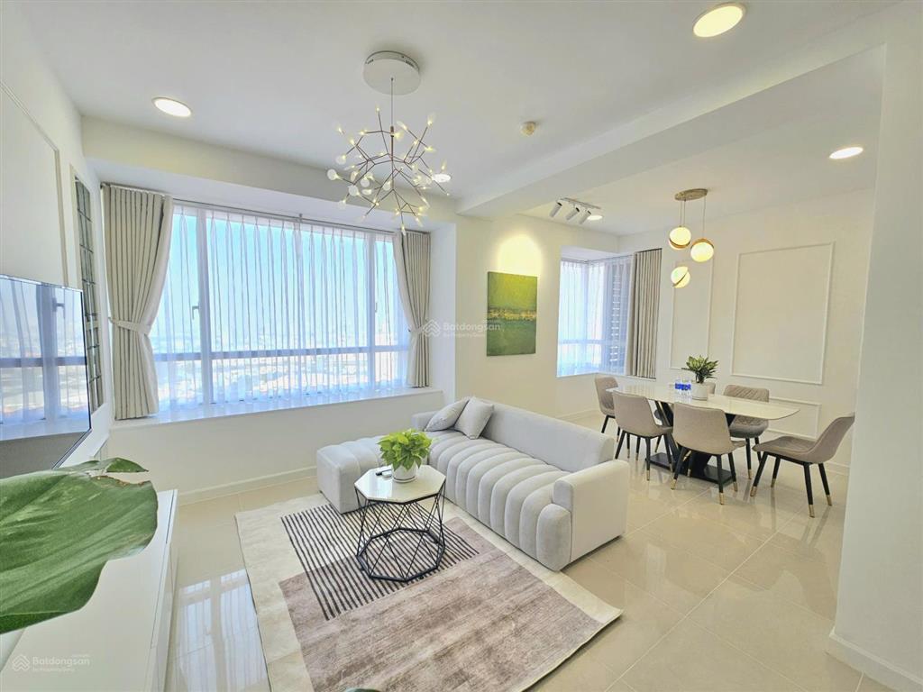 Ch 1pn, 1wc 57m2 giá 14tr/th ở liền được  0935 006 ***