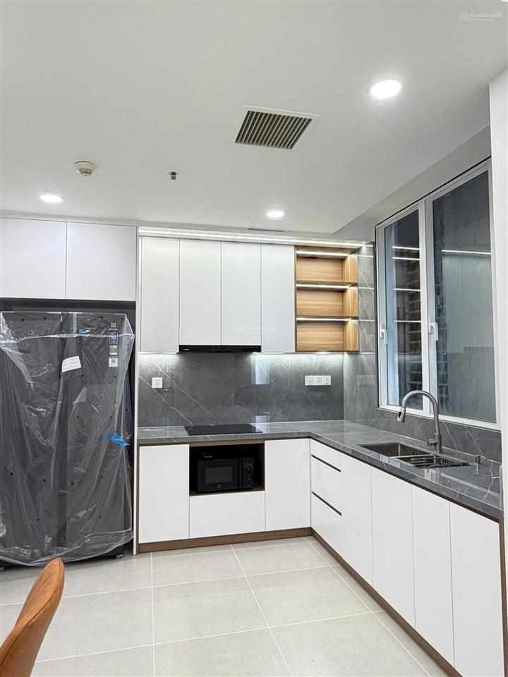 18 triệu/tháng, 76m2, 2pn, 2wc, giá tốt, cho thuê cc sunrise city view