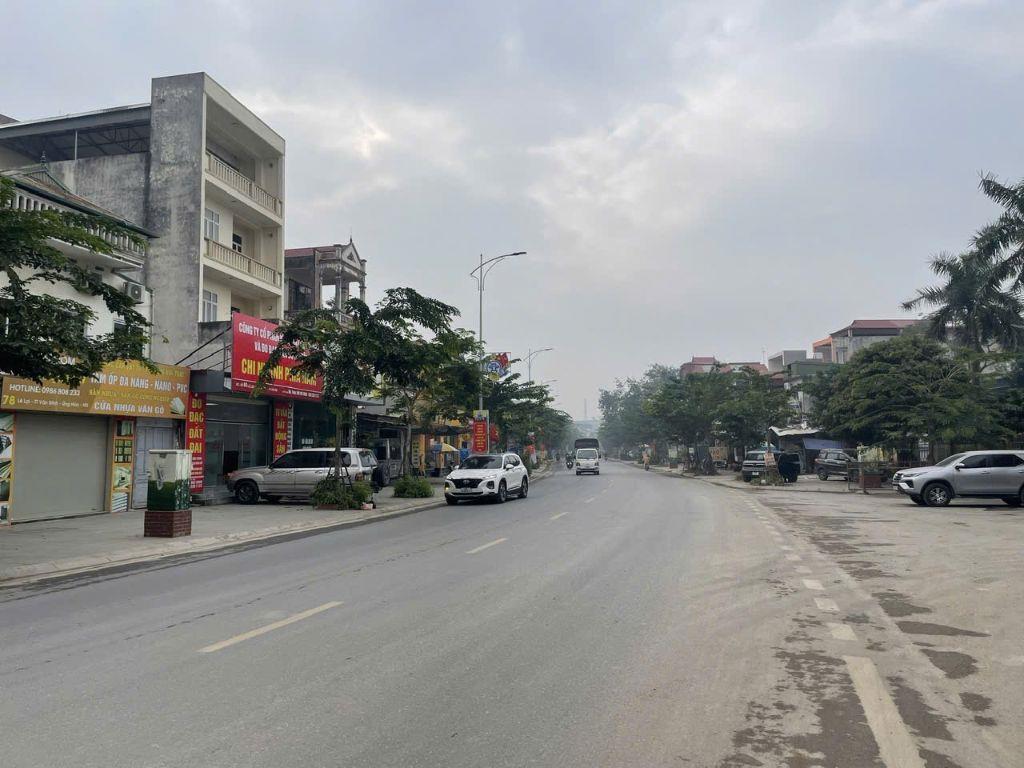 Bán gấp nhà 3 tầng đẹp hiện đại mặt Phố Lê Lợi - Vân Đình, hàng hiếm vuông vắn giá mềm