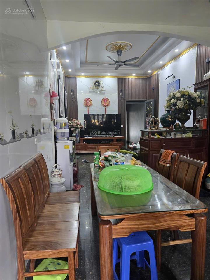 Bán gấp nhà 3 tầng đẹp hiện đại mặt phố lê lợi  vân đình, hàng hiếm vuông vắn giá mềm