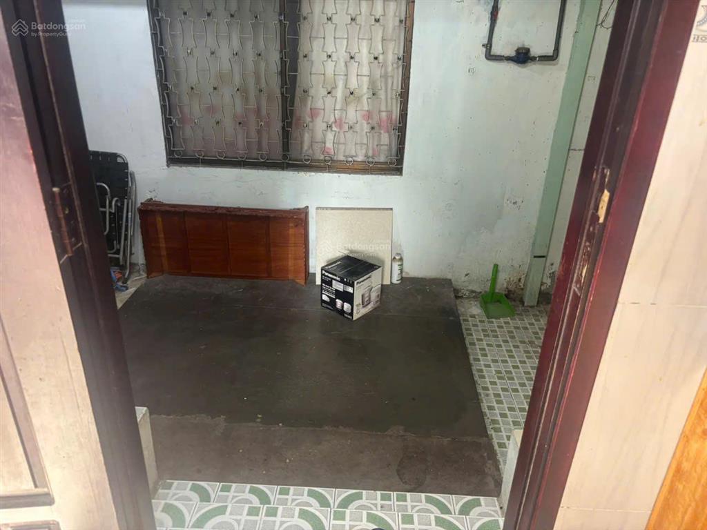 Bán chung cư quận 1 cao bá nhạ  lầu 2, 2 tỷ 350