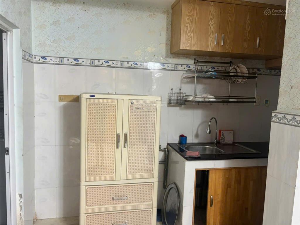 Bán chung cư quận 1 cao bá nhạ  lầu 2, 2 tỷ 350