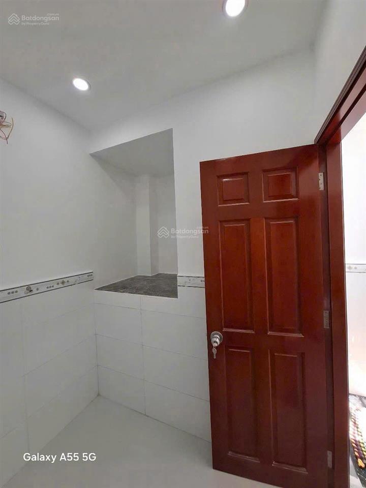 Bán nhà 1 trệt 1 lầu tại bình tân  giá 1,95 tỷ  2pn
