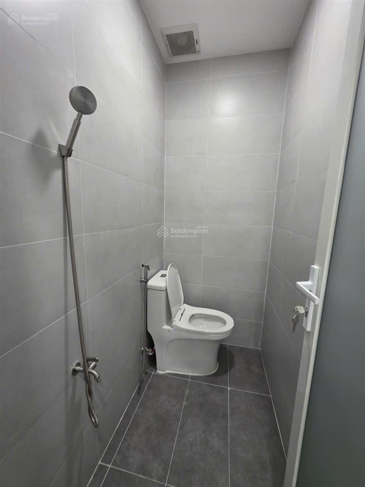 Chung cư lạc long quân q11 (cũ)  2,35 tỷ  2pn, 2wc  full nội thất