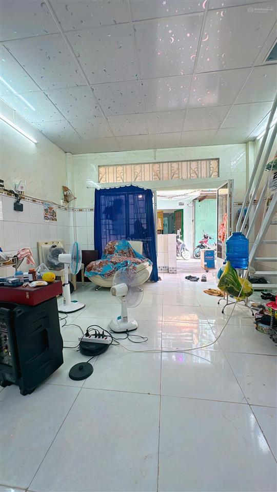 Bán nhà q8  1 trệt 1 lầu  giá 2,28 tỷ