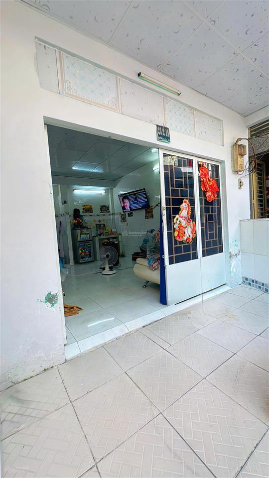 Bán nhà q8  1 trệt 1 lầu  giá 2,28 tỷ
