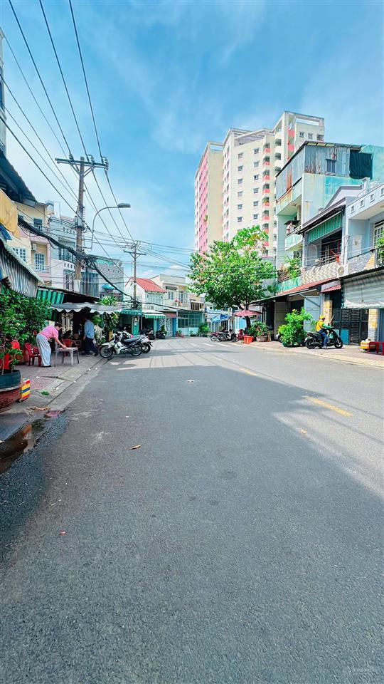 Bán nhà q8  1 trệt 1 lầu  giá 2,28 tỷ