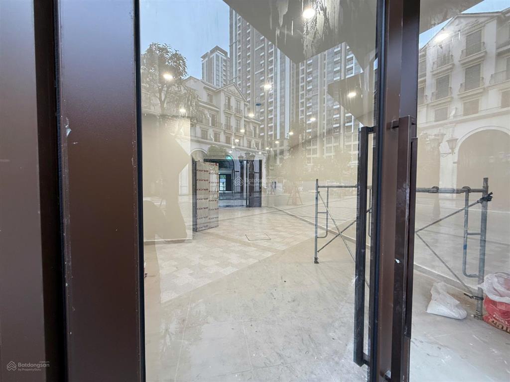 Shop vinhomes ocean park 1 giá 19 tỷ nhận luôn cho thuê 50tr/tháng khu dân cư đông đúc 0987 086 ***