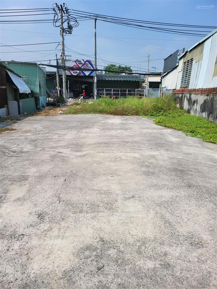 Chính chủ bán 1000m2 đất mt số 175a vườn lài giá chỉ 80tr/m2