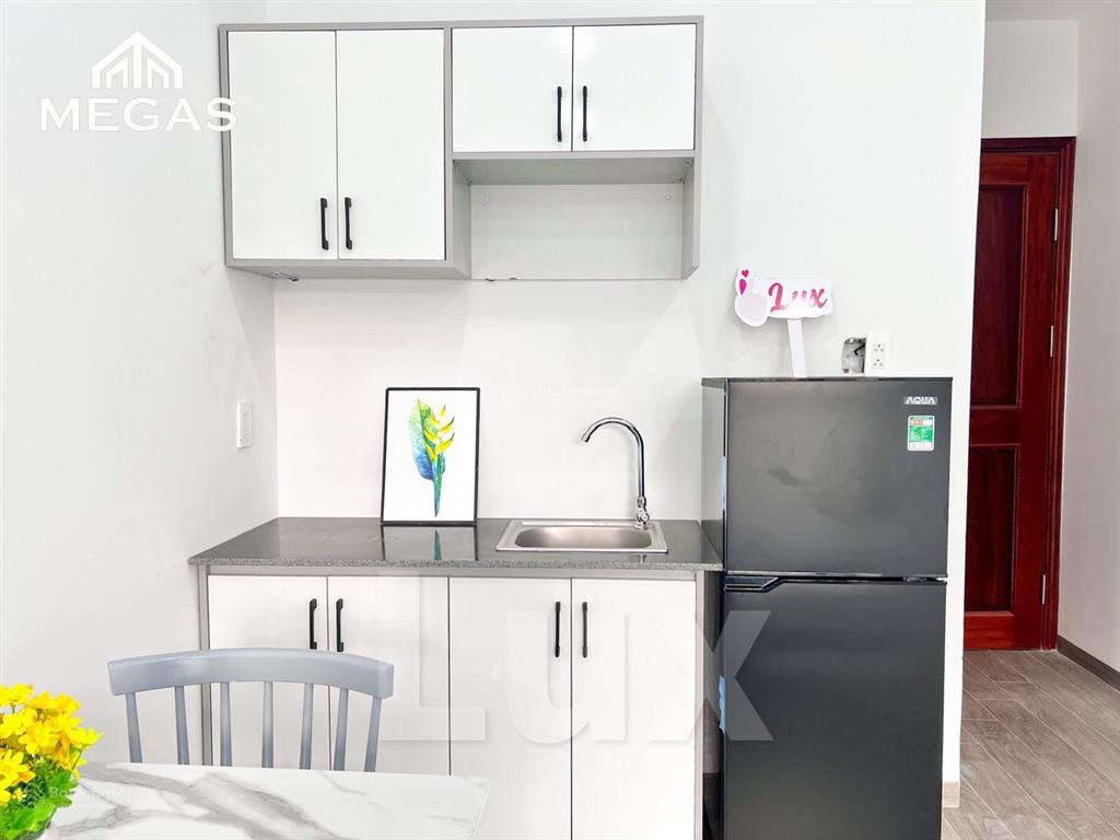 Cho thuê căn hộ studio cửa sổ thoáng, ngay unbd q2 gần new city