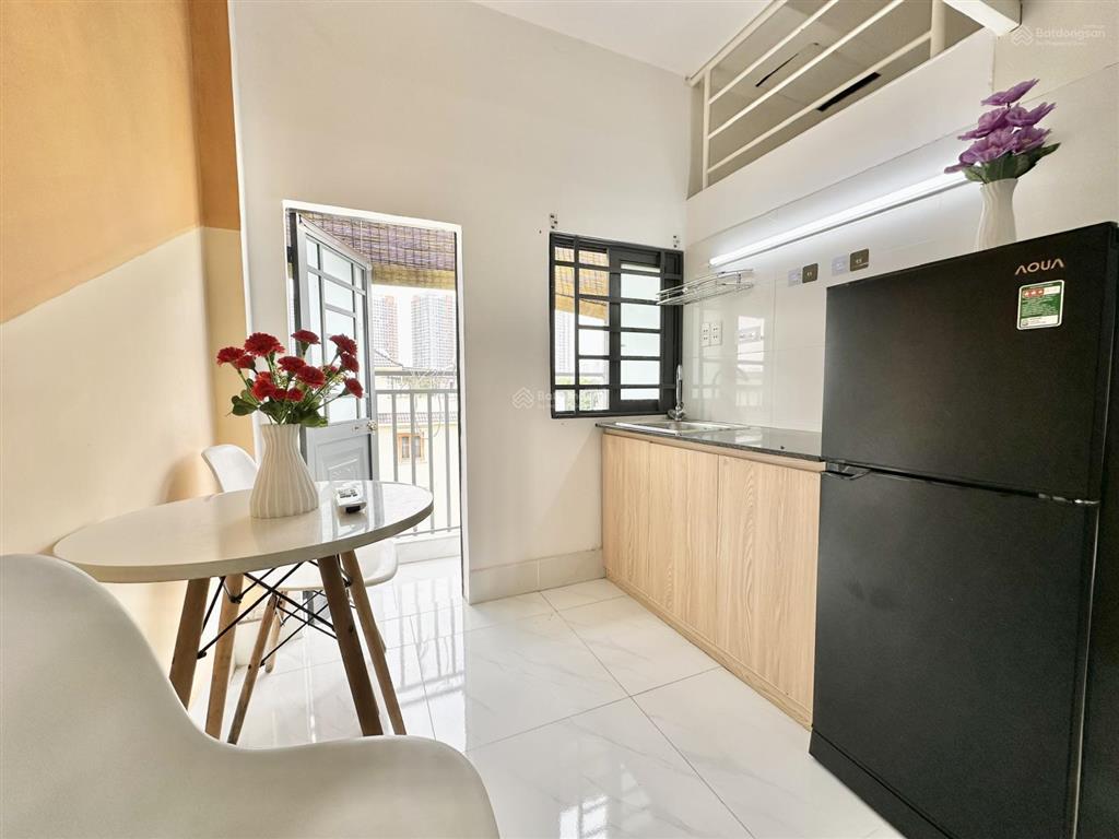 Cho thuê phòng có gác full nội thất ở 4 người  gần emart sala, nội khu an ninh