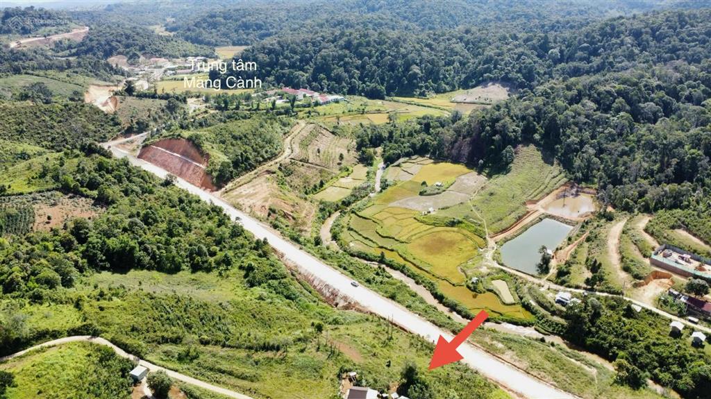 Bán đất măng cành cách măng đen 5km hơn 2.500m², có sẵn 150m² thổ cư  gọi ngay xem đất!