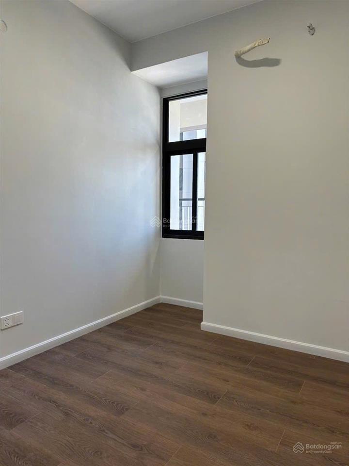 Chính chủ bán  opal skyline  3pn  căn góc  85m²