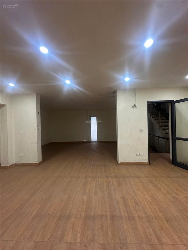 Quá hiếm, bán nhà mặt phố thọ tháp, vỉa hè, kinh doanh, văn phòng, ở vip, gara, thang máy