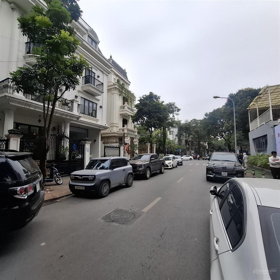 Quá hiếm, bán nhà mặt phố thọ tháp, vỉa hè, kinh doanh, văn phòng, ở vip, gara, thang máy