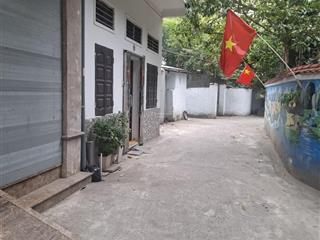 Quá hiếm, đầu tư xây ccmn, ô tô, 3 thoáng, mắt tiền khủng, xuân la, 125m2 ,9m mặt tiền 180tr 1m2.