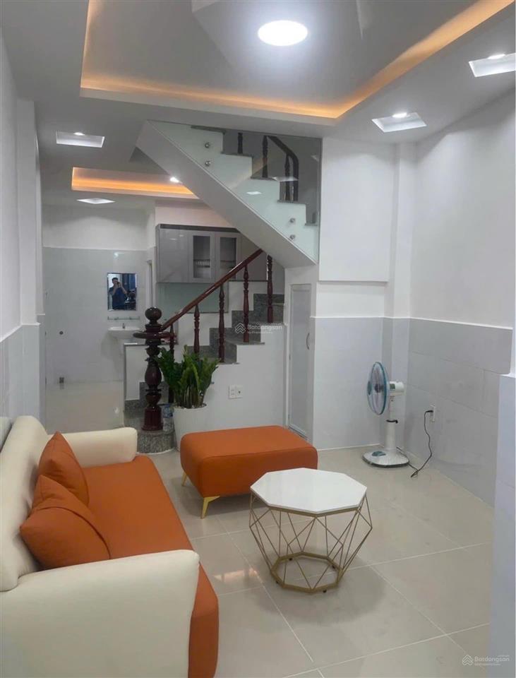 Nhỉnh 3.7 tỉ sở hữu nhà 40m2 nở hậu khu bàu cát sầm uất, ở quá sướng